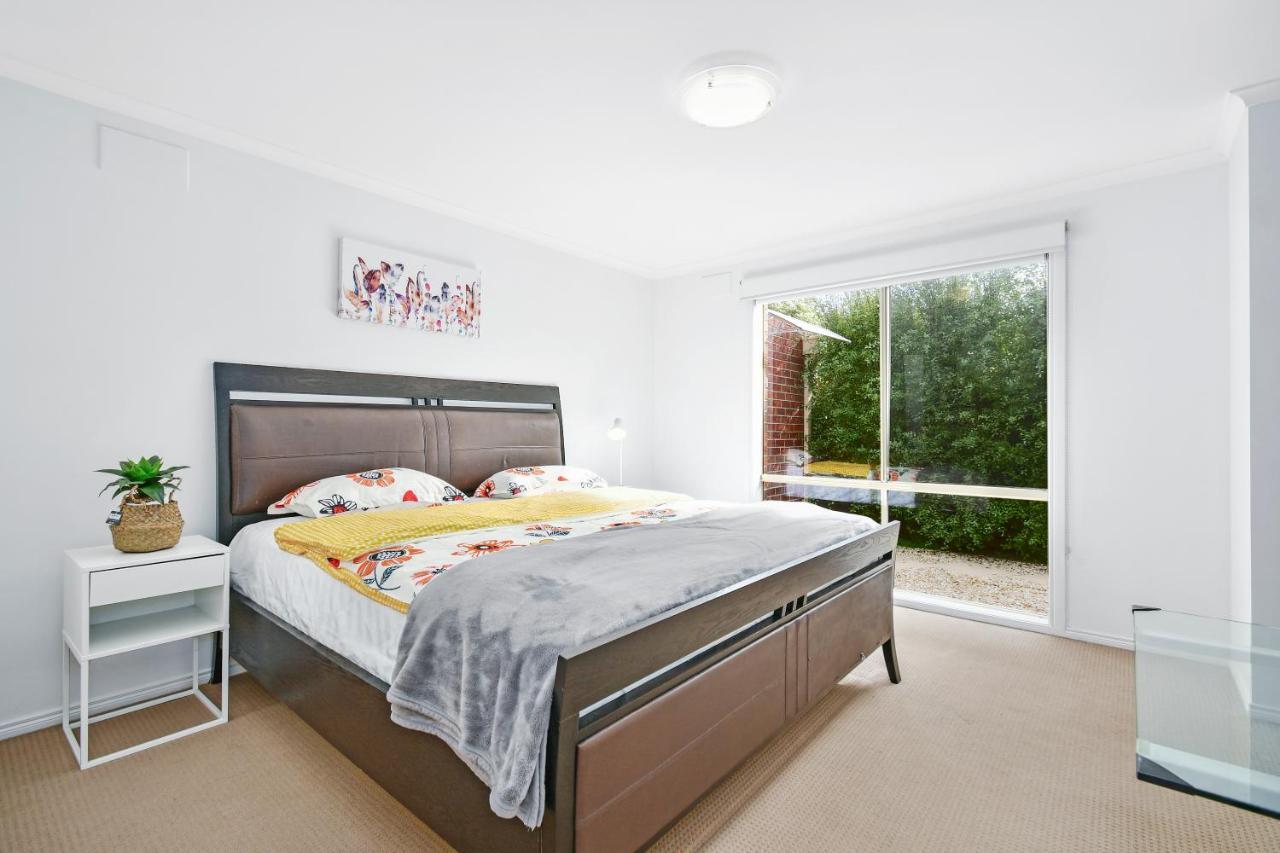 Lovely 3 Bedroom Unit Highett Exterior photo